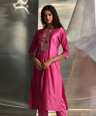 Bloom pink embroidered chanderi kurta set 5