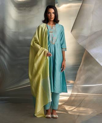 Powder blue embroidered chanderi kurta set 1