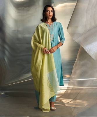 Powder blue embroidered chanderi kurta set 2