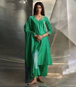 Lush green embroidered chanderi kurta set