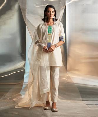 Ivory embroidered chanderi kurta set 1