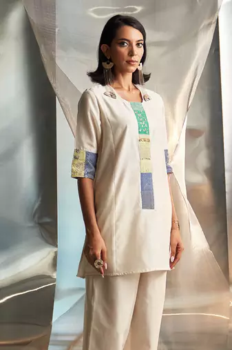 Ivory embroidered chanderi kurta set