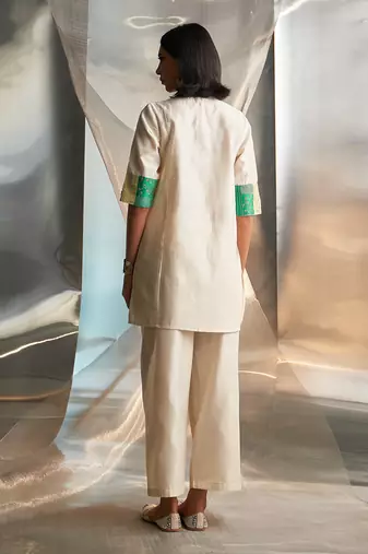 Ivory embroidered chanderi kurta set
