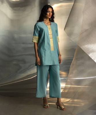 Powder blue embroidered chanderi kurta set 3