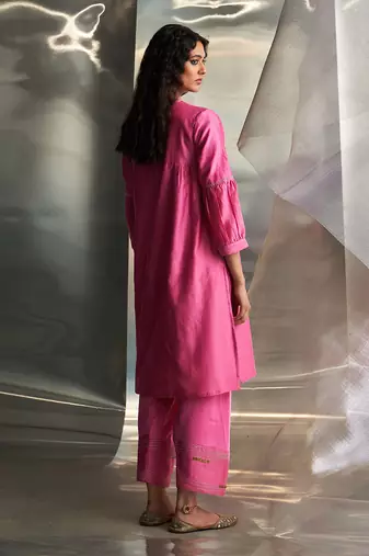 Bloom pink embroidered chanderi kurta set