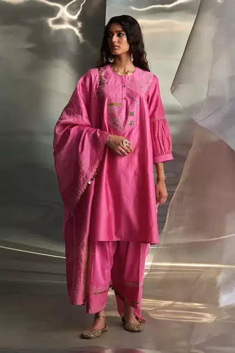 Bloom pink embroidered chanderi kurta set