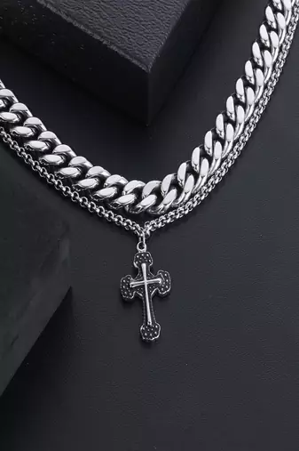 Silver plated cuban chain necklace
