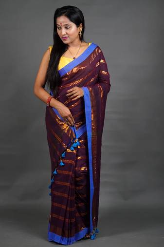 Khadi Handloom Check Saree With Blouse Piece