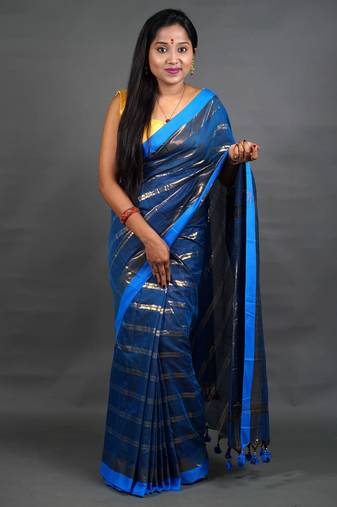 Khadi Handloom Check Saree With Blouse Piece