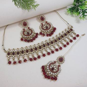 traditional kundan pearl drop choker necklace jewellery set 1