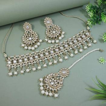 traditional kundan pearl drop choker necklace jewellery set 1
