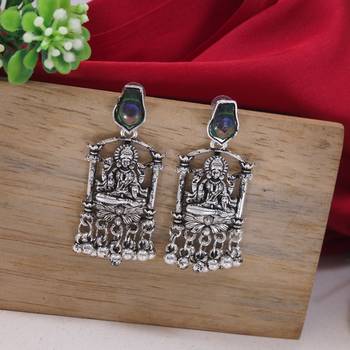I jewels ethnic silver oxidised afghani boho peacock feather dangle earring 1