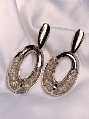 latest fashion stylish silver plated lightweight classic chunky hoops earrings 1