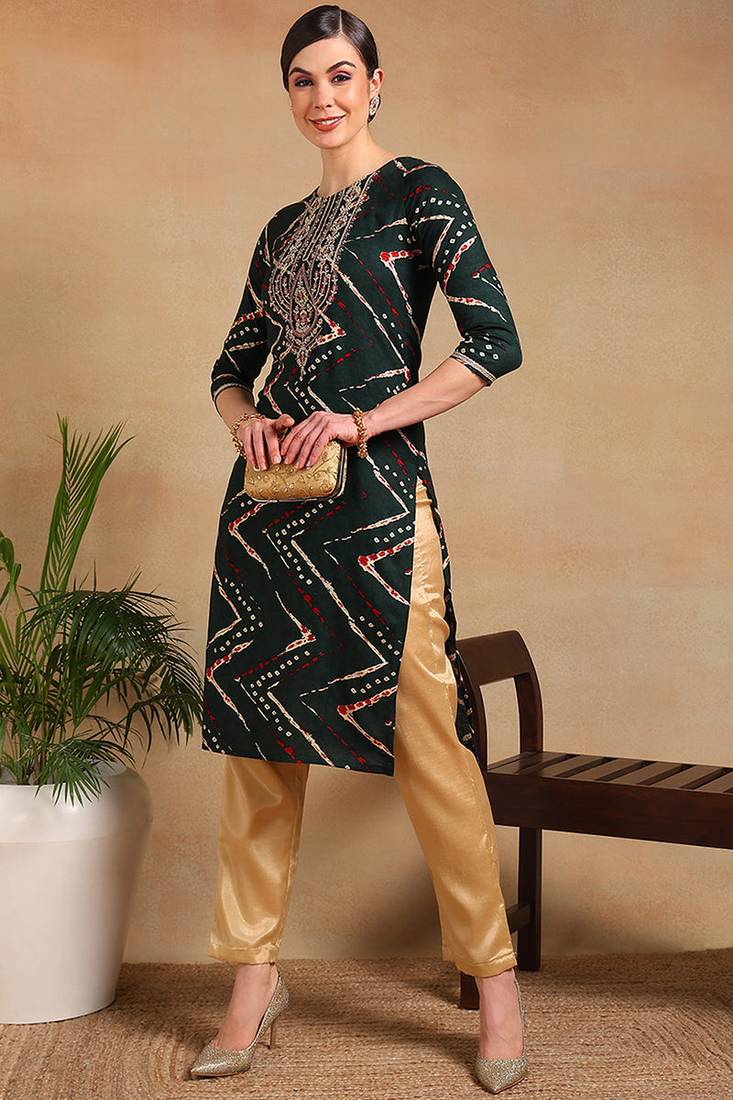 Women green printed viscose rayon kurta