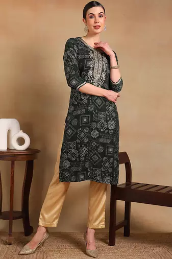 Women green printed silk kurta