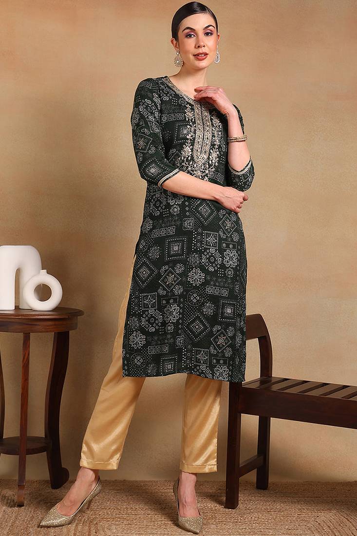 Women green printed silk kurta