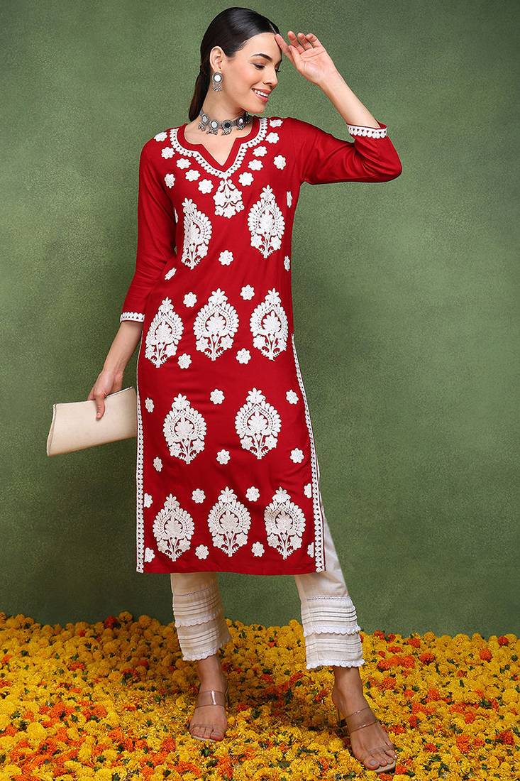Women maroon embroidered viscose rayon kurta