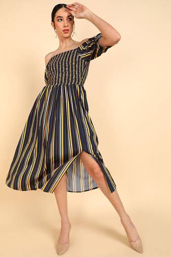 Women navy blue printed polyester kurta