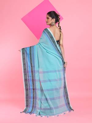 Sea green cotton saree with texture borders 3