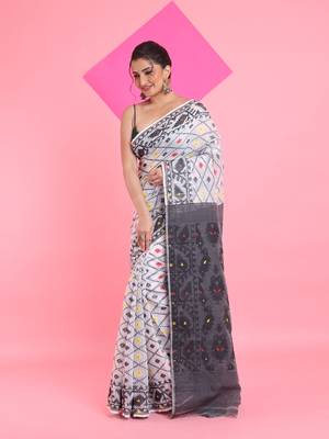 White Jamdani Saree With All Over Thread Weaving Without Blouse 2