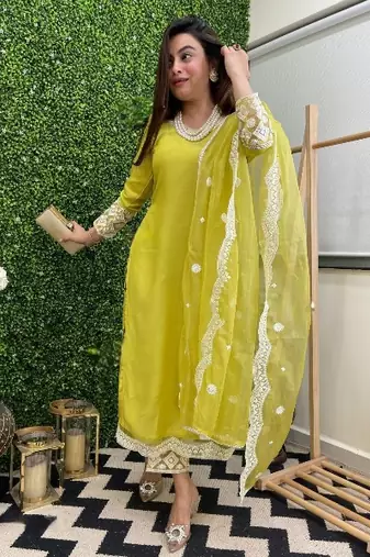 Lemon Laced Chanderi Cotton Embroidered Kurta Pant Dupatta Set