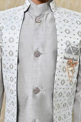 Boys sequined star design jacquard sherwani with shrug and trouser set - grey 5