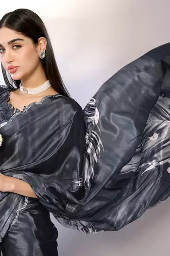 Grey Embroidered Chiffon Designer Saree With Blouse