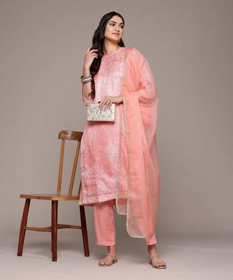 Aarke peach printed kurta with pant and dupatta 4