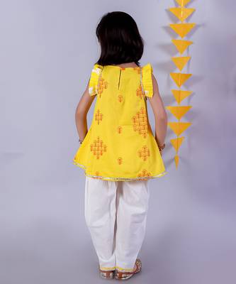  yellow cotton kurta and white dhoti ethnic set 3