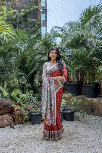 Red tussar silk blend c Saree With Ethnic Bandhani And Madhubani Print