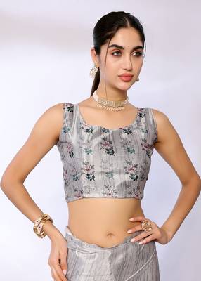 Grey Embroidered Chiffon Designer Saree With Blouse 3
