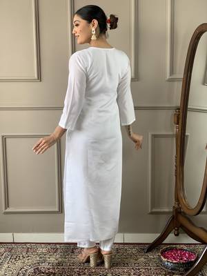 Off white colour viscosee chanderi fabric embroidered partyware festive readymade salwar kameez 2