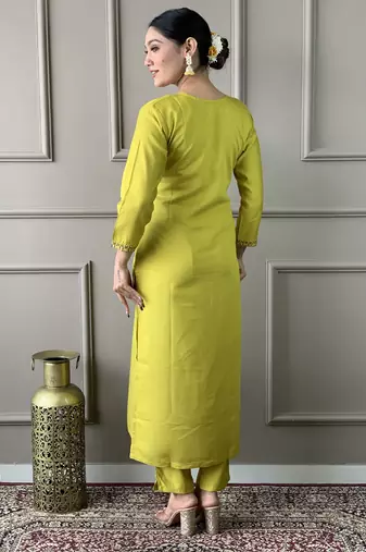 Green colour viscosee chanderi fabric embroidered partyware festive readymade salwar kameez