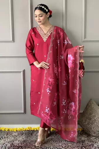 Pretty Red Chanderi Silk Embroidered Kurta Pant Dupatta Set