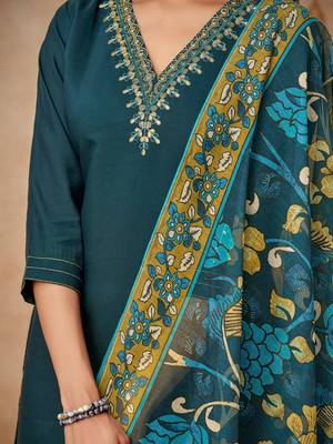 Blue Cotton Silk Fabric Straight Kurta, Pant and Dupatta Set 4
