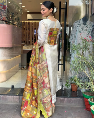 Women Chanderi Cotton Embroidered Kurta Pant Dupatta Set 2
