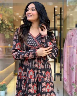 Cotton Fabric Printed work Straight cut Kurta, Pant and Dupatta Set 5