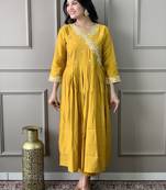 Chanderi Cotton Embroidered Kurta Pant Dupatta Set