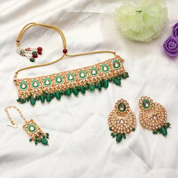 Traditional indian kundan green  choker necklace set 1