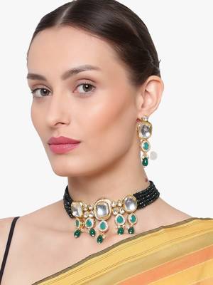 Traditional indian kundan green  choker necklace set 2