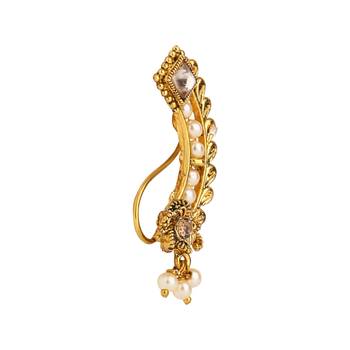 Elegant Non-Piercing Maharashtrian Ethnic White Pearl Nath 3