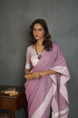 Light pink woven linen saree with blouse 8