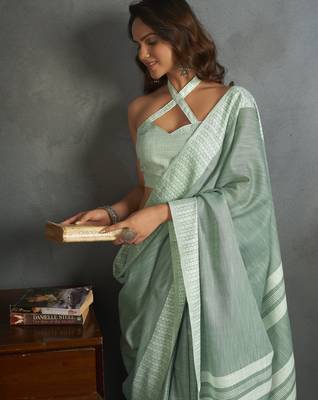 Light green woven linen saree with blouse 6