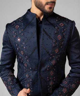 Navy blue embroidered linen achkan set 3