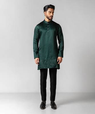 Verdant green embroidered satin kurta set 1