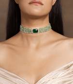 Elegant green choker