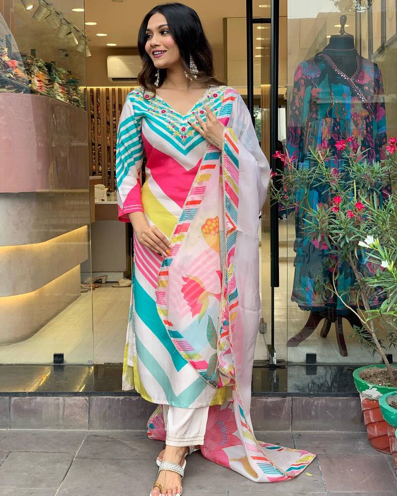 Printed Viscose Rayon Fabric Straight Kurta, Pant and Dupatta Set