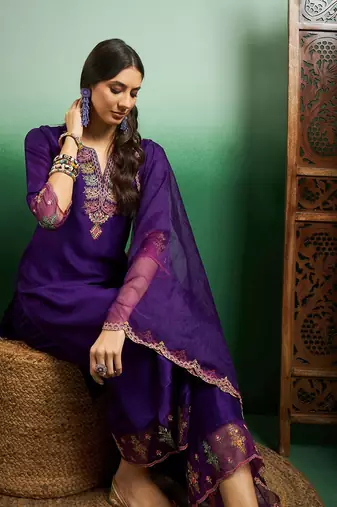 Chanderi Cotton Embroidered Kurta Pant Dupatta Set