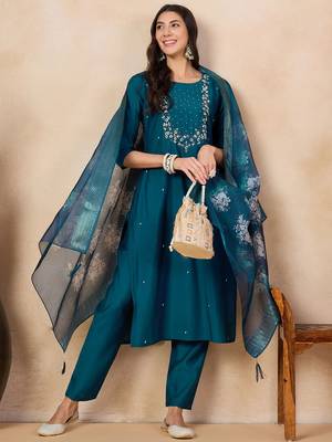 Printed Viscose Rayon Fabric Straight Kurta, Pant and Dupatta Set 5