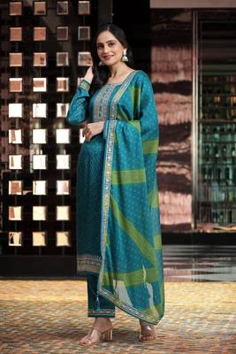Trendmalls Women's Turquoise Embroidery Bandhani Print Salwar Suit Set with Dupatta 1